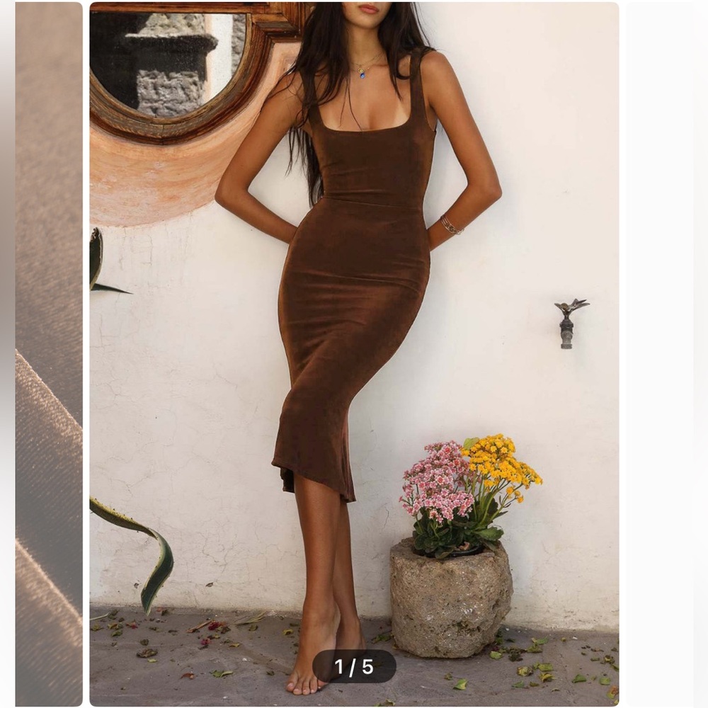 Commense paradise feeling velvet midi dress small